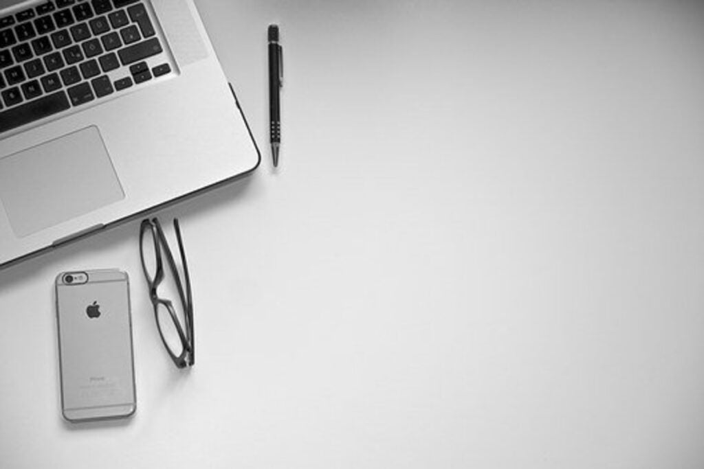Hire a hacker for iPhone