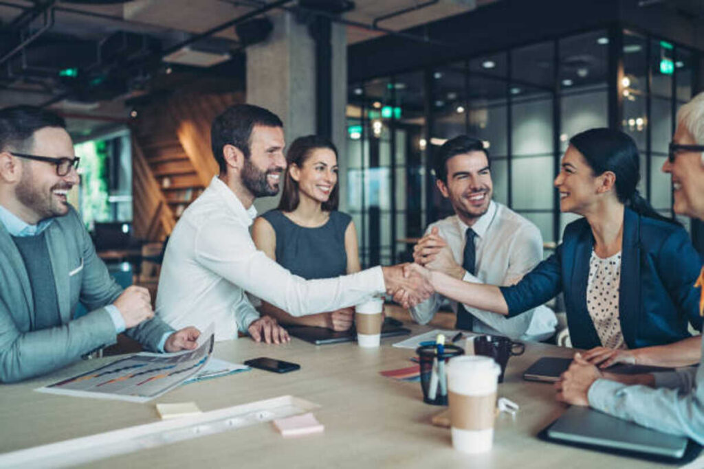 How can I be a good interview coach?